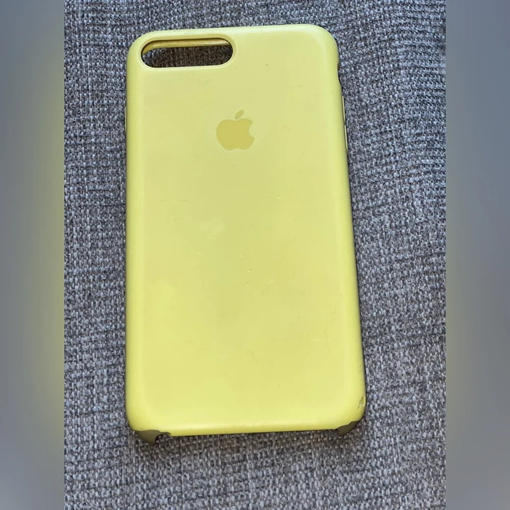 Apple iPhone 8+ Phone Case - Light Yellow